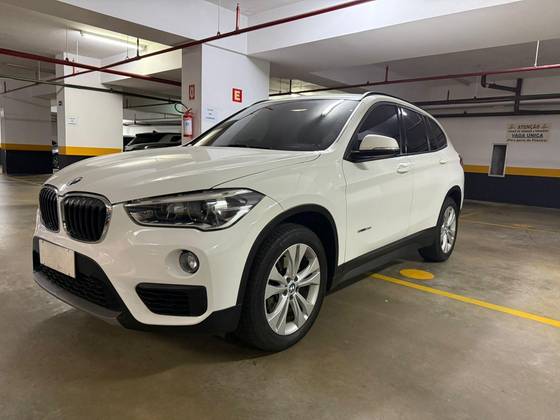 BMW X1 2.0 16V TURBO ACTIVEFLEX SDRIVE20I 4P AUTOMÁTICO BMW X1 2.0 16V TURBO ACTIVEFLEX SDRIVE20I 4P AUTOMÁTICO